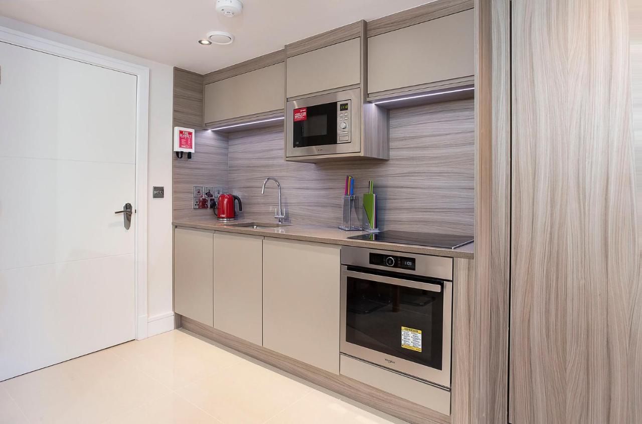 Waters Edge At Cocoa Suites Йорк Екстериор снимка